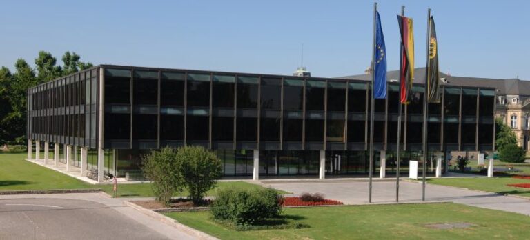 Volksbegehren: Landtag verkleinern  – Jetzt mitzeichnen!